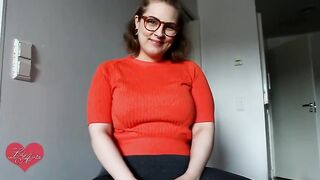 LadyAorta - Jerk Off To Mommys Big Ass In Leggings