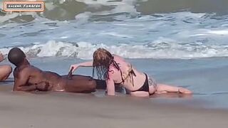 We had sex with a stranger on the beach and he left us both all fucked up