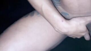 WIFE WORKING OUT ON THE STREET AT NIGHT HAS AMATEUR SEX ON THE STREET