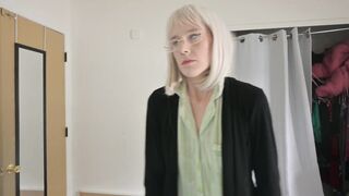 Miss Ellie - Good Woman, Mean Mom