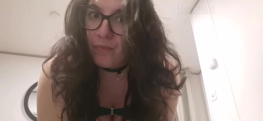 Jayne Melons - Clean Mommys Asshole