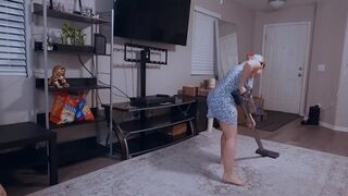 Lalunalewd - Mom’s Break from Chores