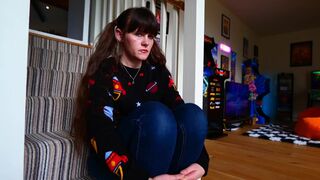 Sydney Harwin – Helping Your Stepsister Over A Breakup