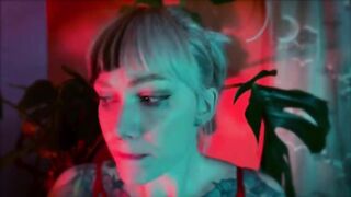 GoAskAlex - Your Sister Didn't Know
