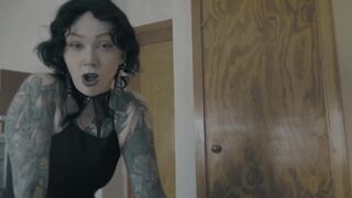 GoAskAlex - Goth step-mommy asks for your help