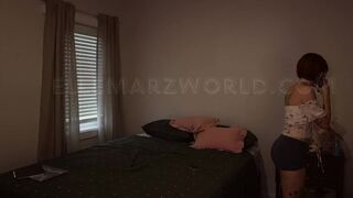 Elle Marz – I Don’t Wanna Share